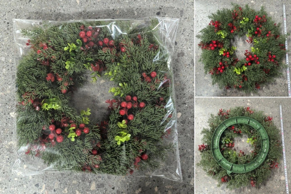 Kalėdinis girliandos vainikas durų dekoracijai  (45 cm)