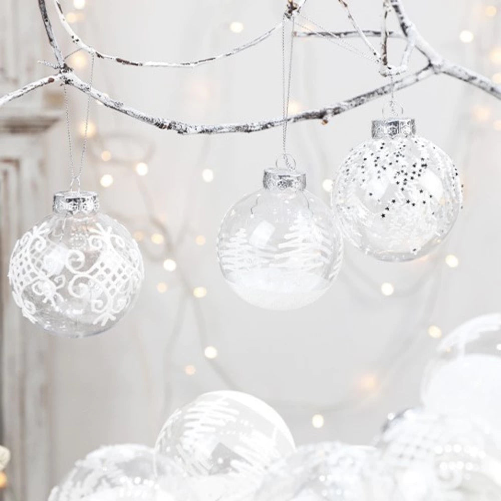 Kalėdinių žaisliukų rinkinys  (Skaidri/balta 9 vnt.)