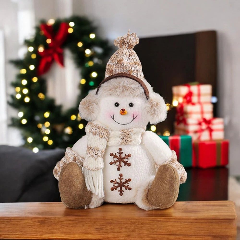 KALĖDINIS SNIEGO SENIS – 28 cm PLIUŠINĖ FIGŪRĖLĖ