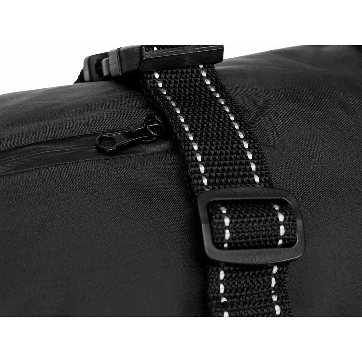 V7H3D8CEBAECBA5C8FEB01D8616776980DER7439929P9