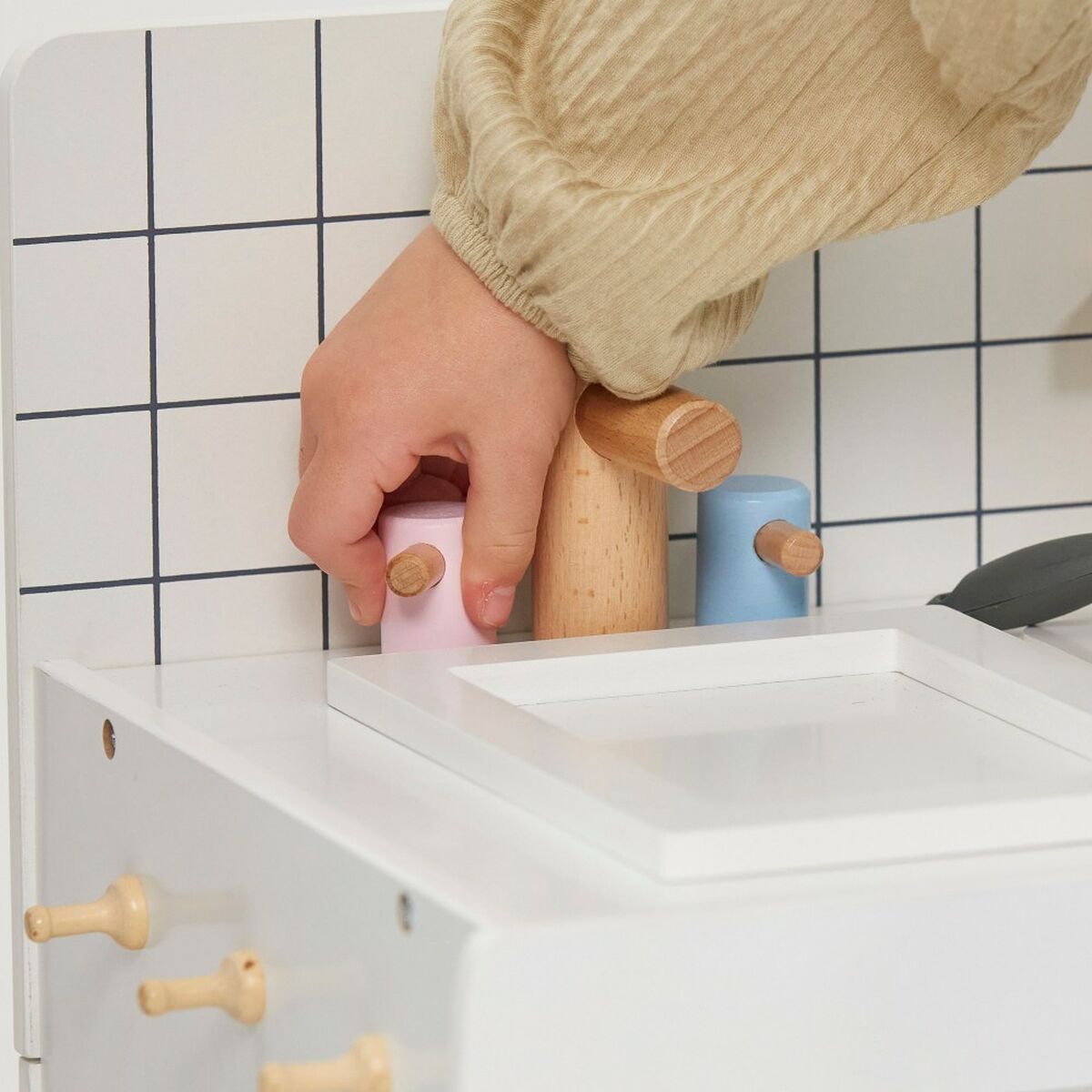 V8H1DF9FBB6B1D63FAA384EC4473A0B9A47R5407423P5