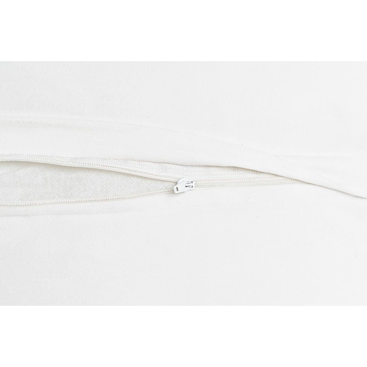 V10HC0E93D305963711A639982D121B90996R6375947P2