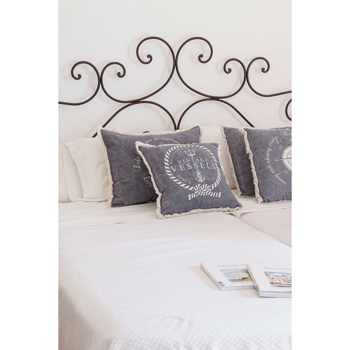 V6H9231B84E91F1A03A7667F69BB9DA0697R6379735P5