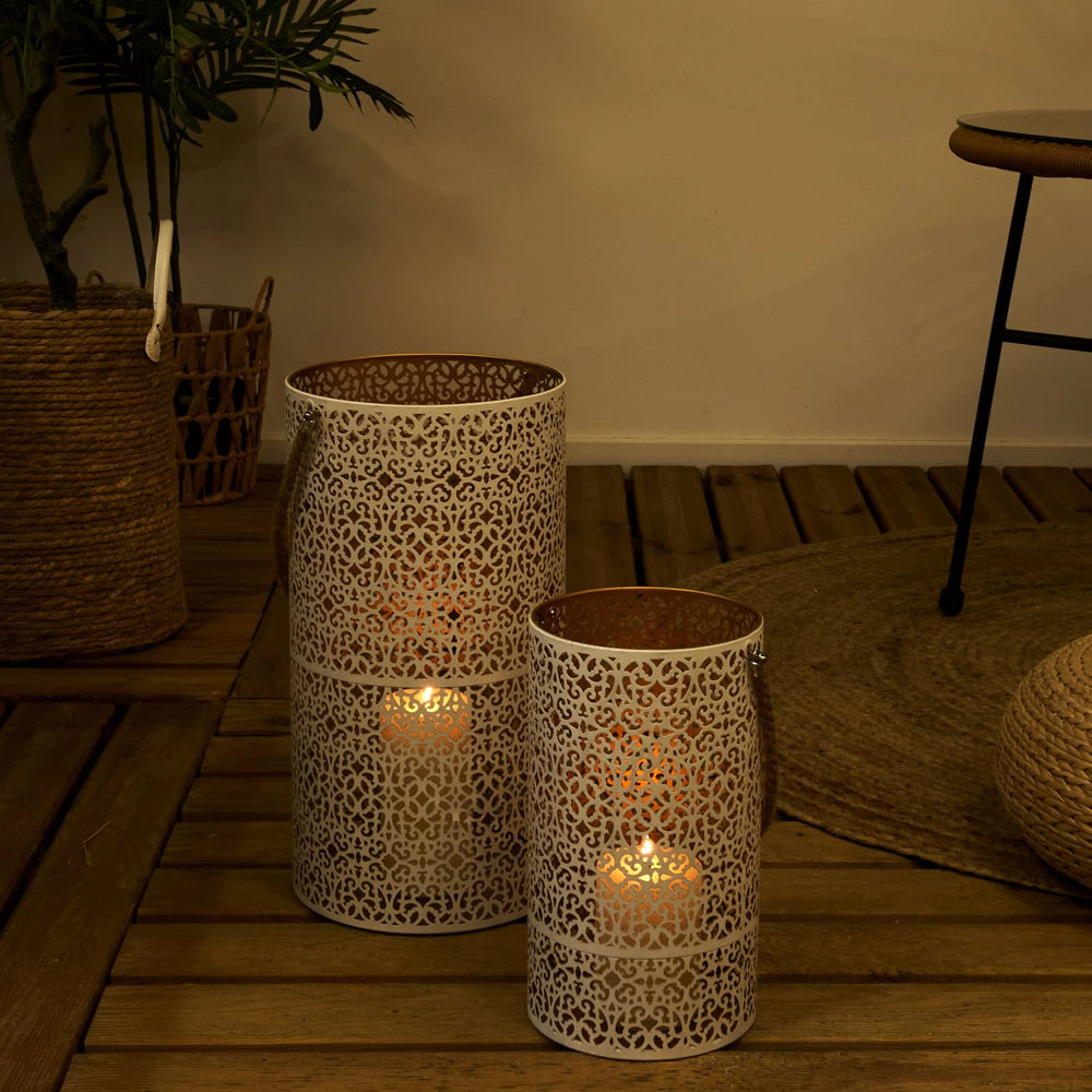 Metaliniai žibintai „Ajoure“ (baltai paauksuoti, 2 vnt.)