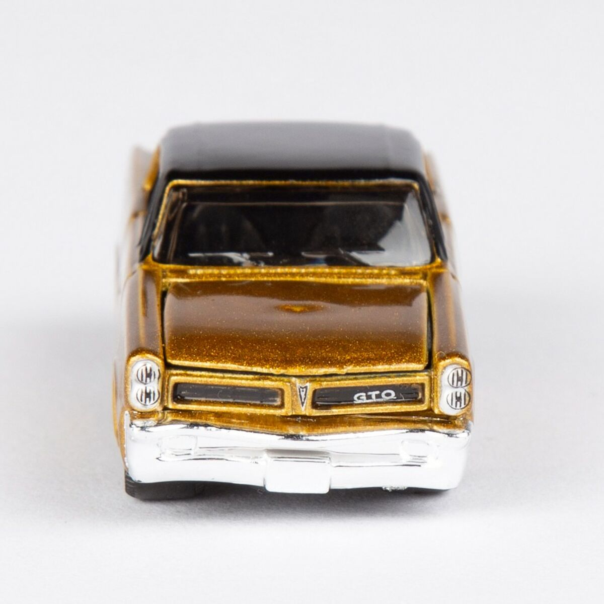 V4H1B0882030F3DBAA121AD0CF8FC14B1F7R5746369P6