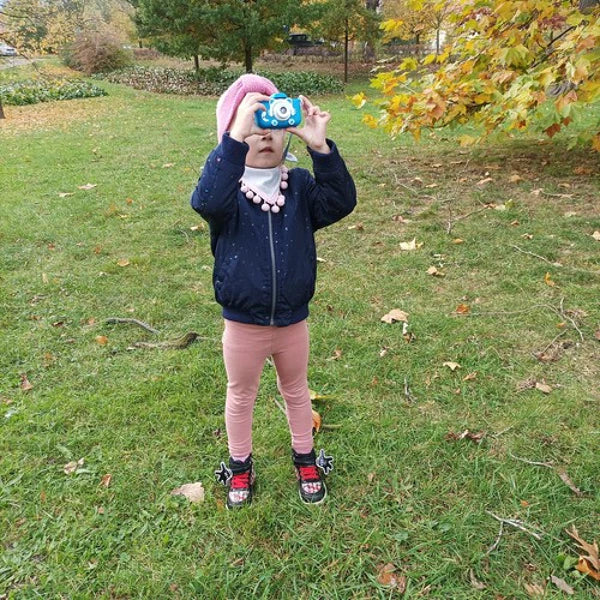 Mėlynas skaitmeninis vaikų fotoaparatas