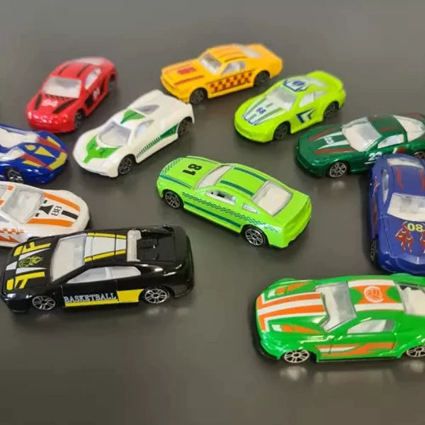 Spalvingų automobilių  rinkinys  1:64 (16 vnt.)
