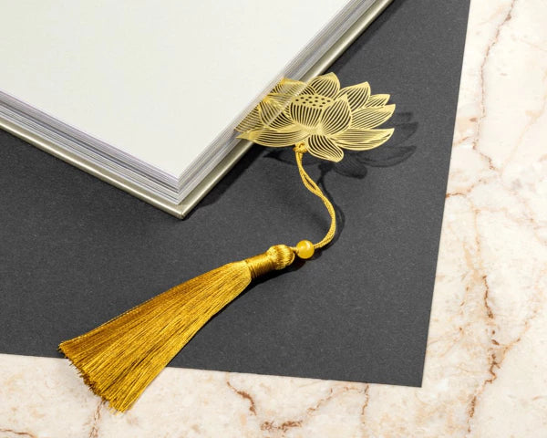 Knygos skirtukas LOTOSAS