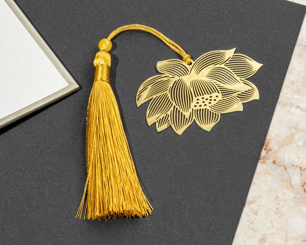 Knygos skirtukas LOTOSAS